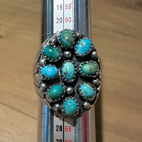 Vintage sterling silver turquoise stones ring - Picture 9 of 10